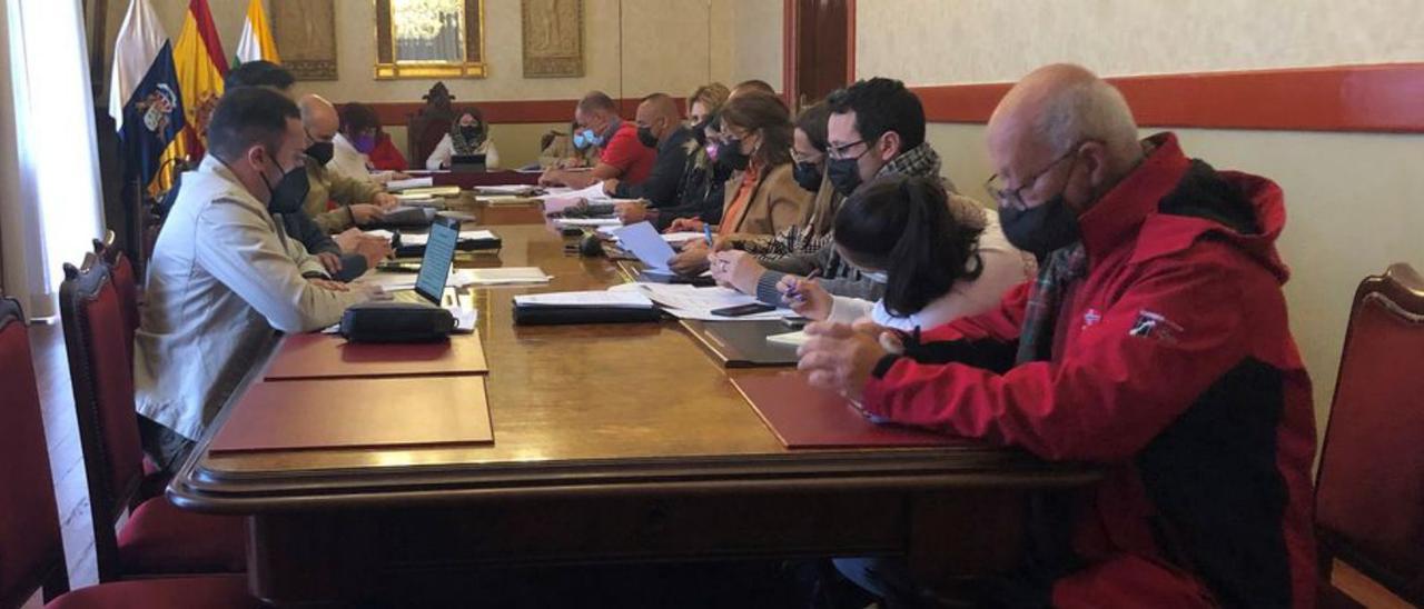 Pleno del Ayuntamiento de Guía de Isora, reunido ayer.