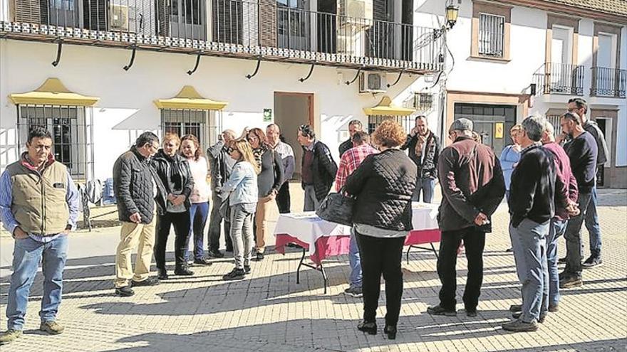 Los hosteleros de El Carpio reclaman una normativa para las asociaciones