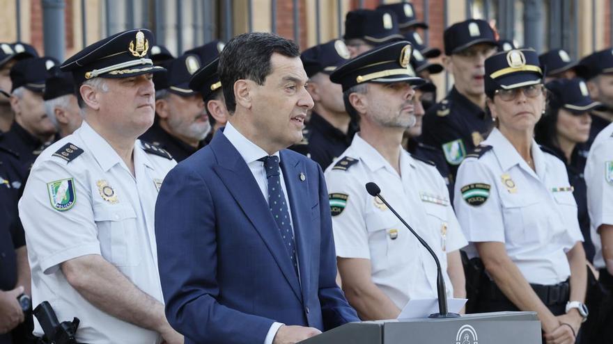 Juanma Moreno insta a buscar "puntos de encuentro" y dejar a