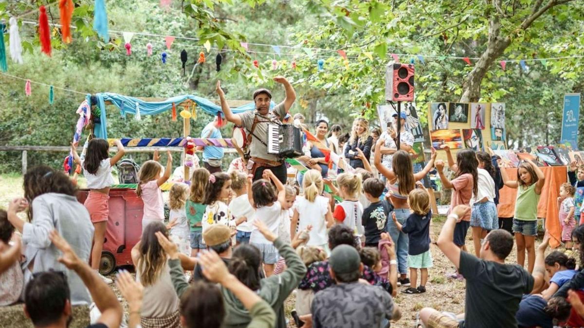 Actuación de Cé Orquestra Pantasma en la última edición del festival, en San Miguel de Oia.