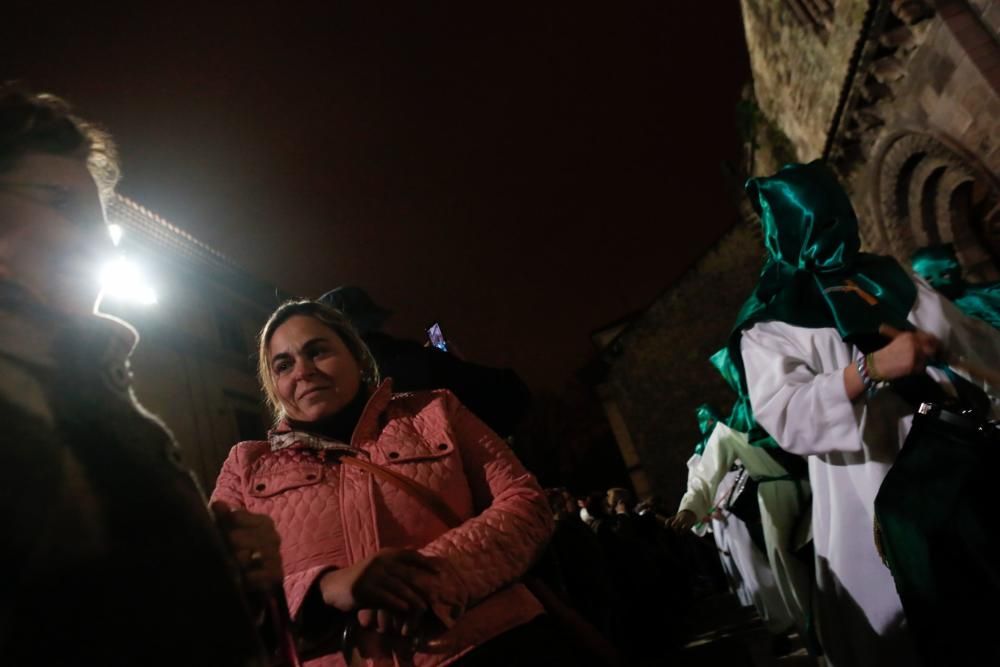 Procesión de Jesús Cautivo en Avilés