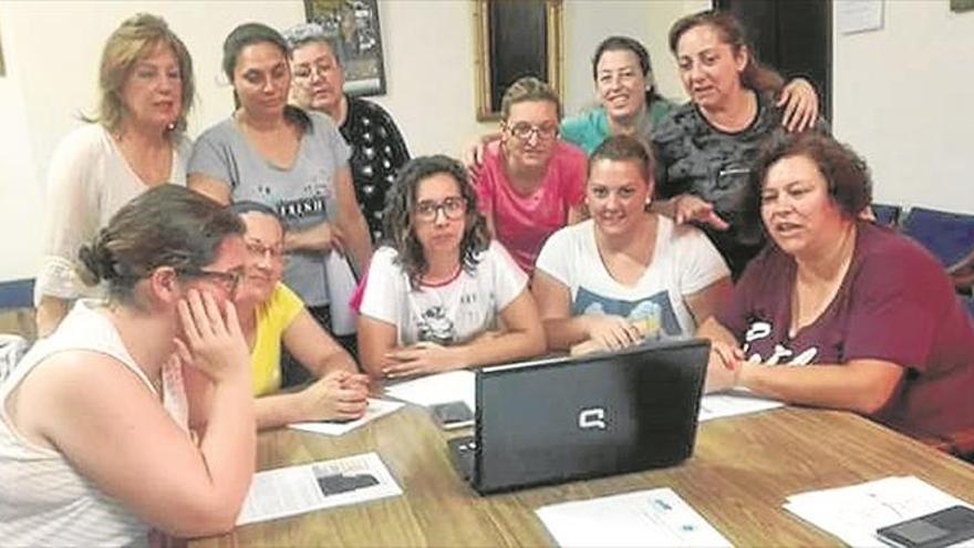 talleres formativos de cáritas, ayuntamiento y la mancomunidad en bujalance