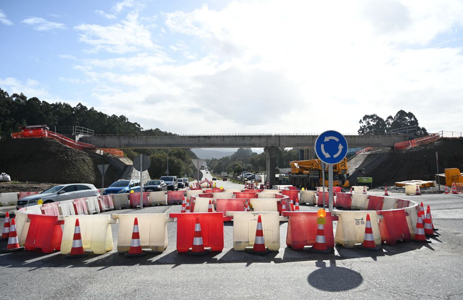 Hifas da Terra, 'amenazada' por la A-57: 'La autovía nos destroza