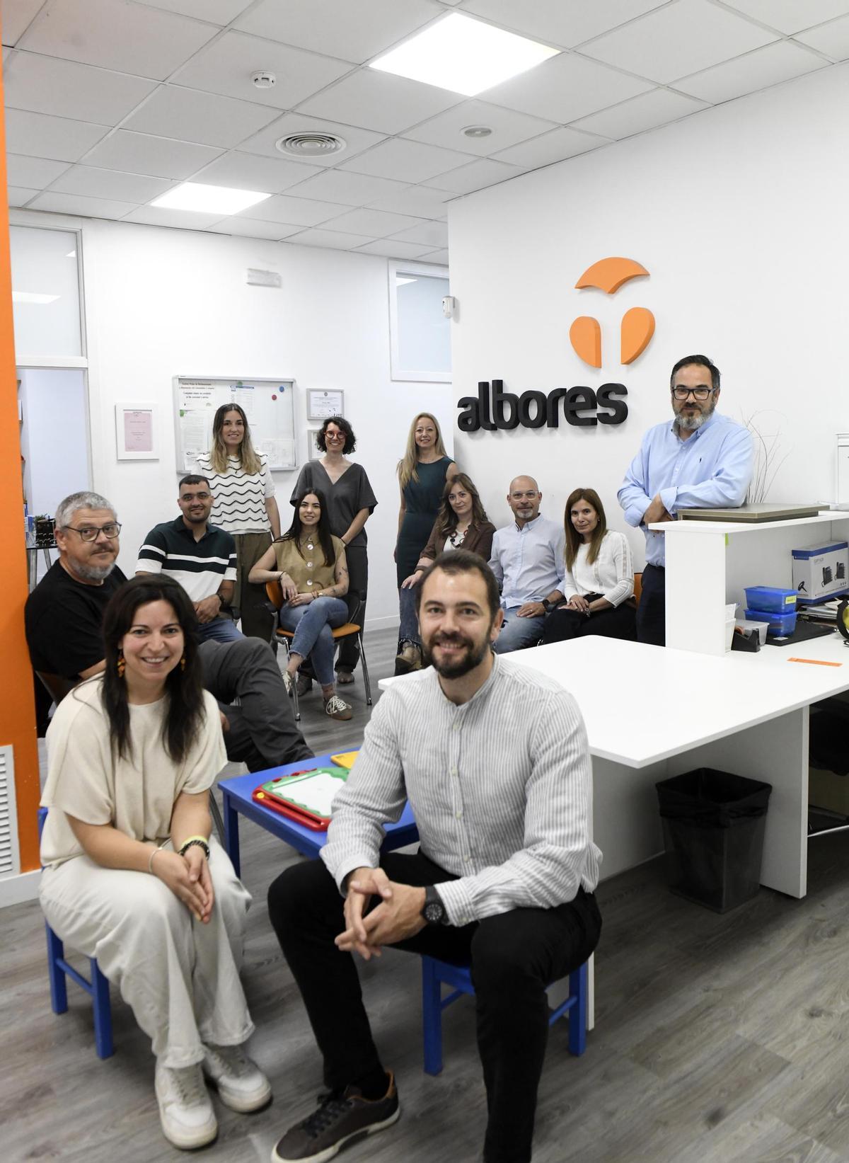 El grupo de Albores en otro de sus establecimientos.