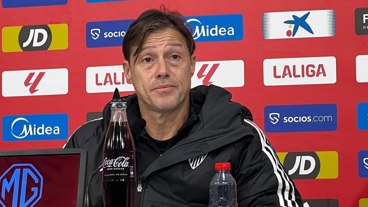 Matías Almeyda en la rueda de prensa previa del Real Madrid - Sevilla FC