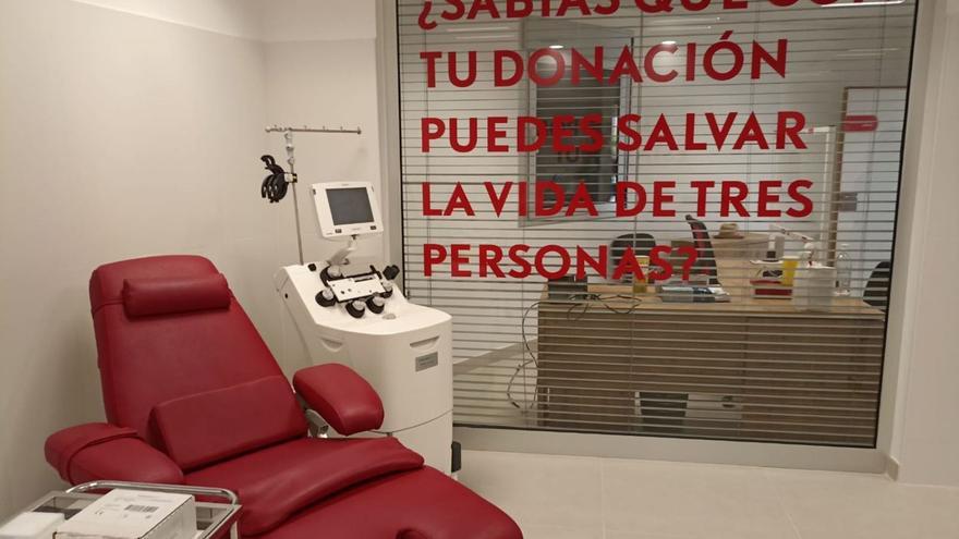 Interior del punto fijo de donación de sangre del centro de salud de Vecinario. | | LP/DLP