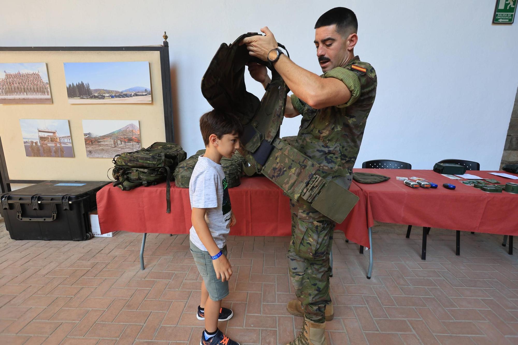 Jornada de puertas abiertas en el cuartel de Santo Domingo de València