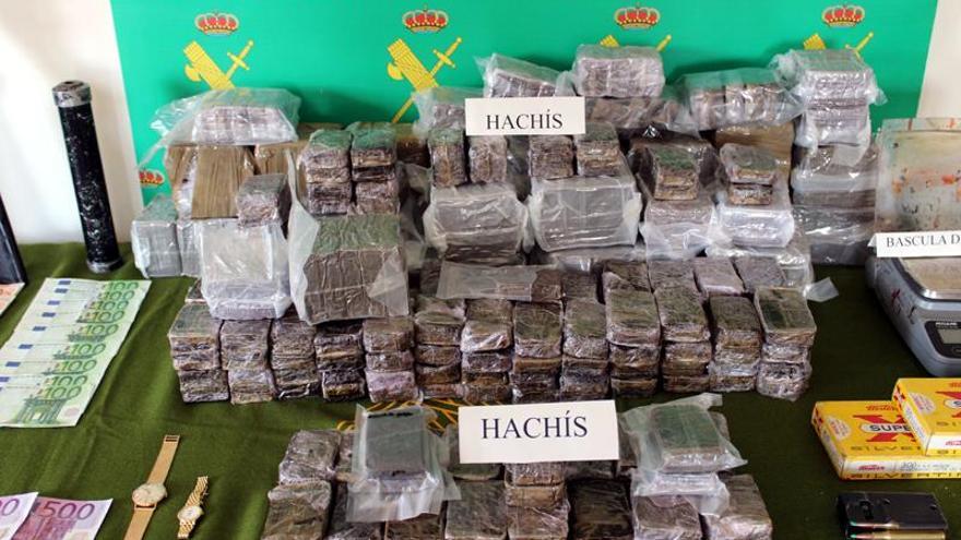 Dos detenidos con más de 46 kilos de hachís en Villa del Río