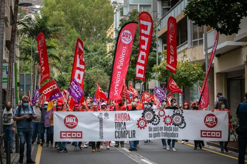 Manifestación del Primero de Mayo, Día internacional del trabajador, en Santa Cruz de Tenerife