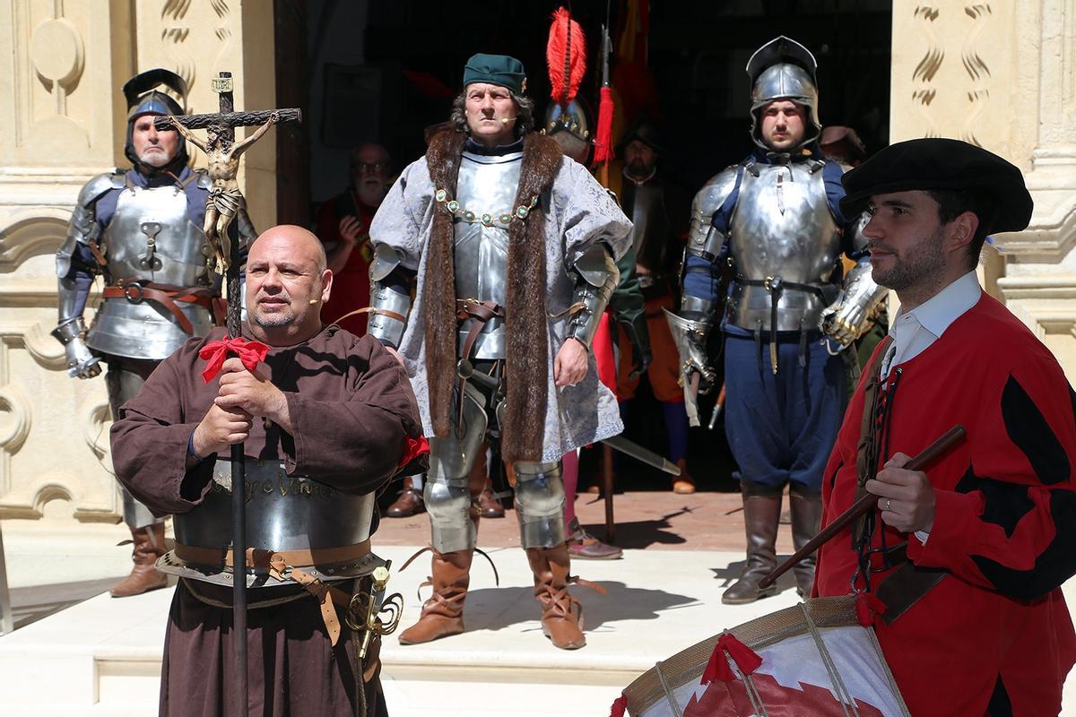 Las detalladas recreaciones de los uniformes hicieron las delicias de los montillanos.