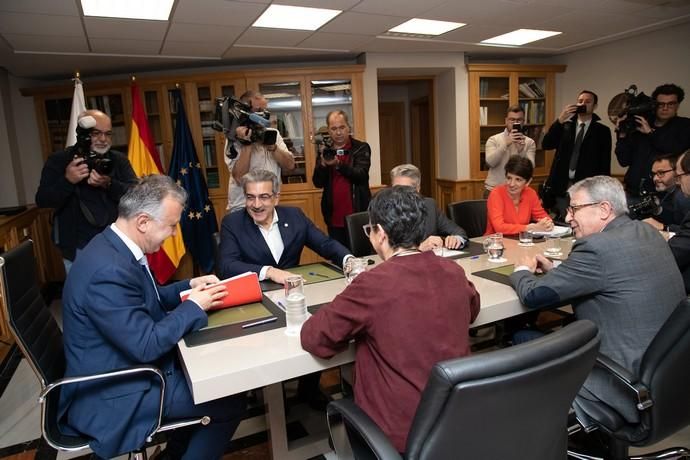 Ángel Víctor Torres recibe en Gran Canaria a la ministra de Asuntos Exteriores, Arancha González Laya