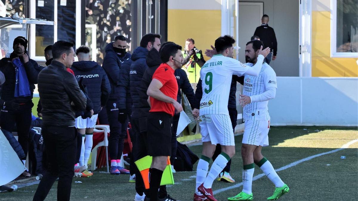 Juan Villar, en el mometo de debutar con el Córdoba CF, en el Reina Sofía, ante Unionistas.