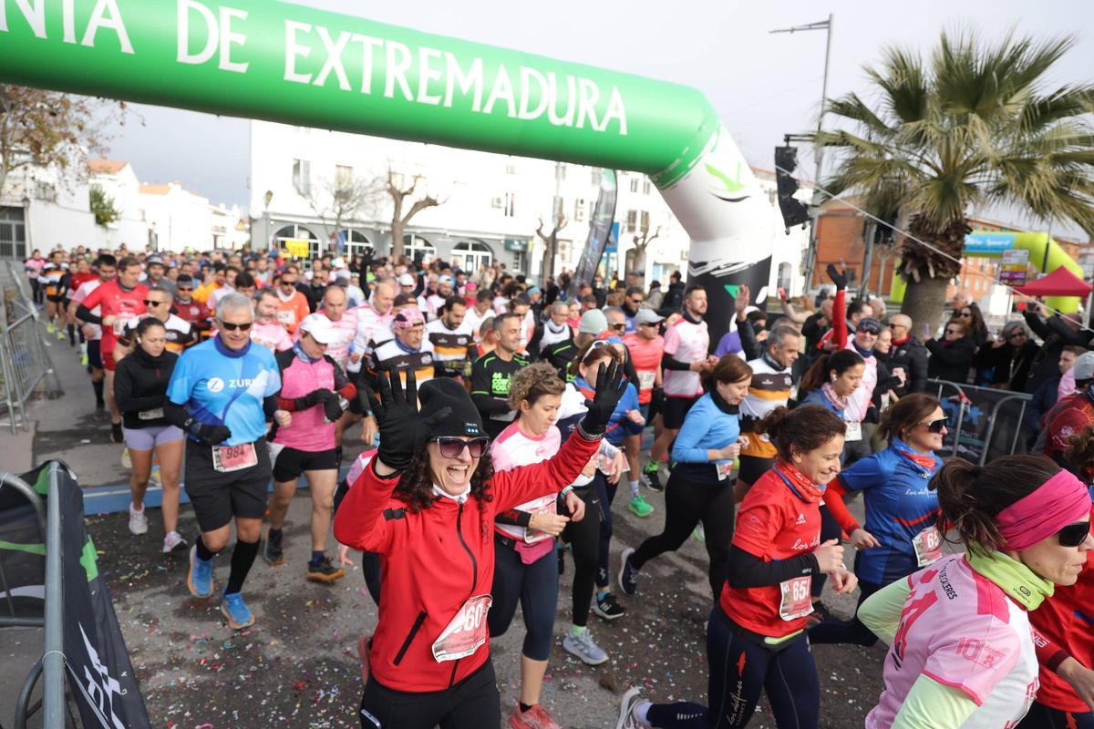 Fotogalería | Búscate en las imágenes de la media maratón de Malpartida de Cáceres