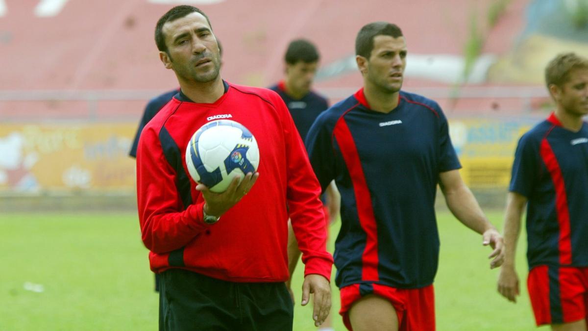 Raül Agné, en su etapa como entrenador del Girona.