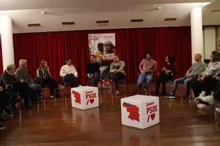 La candidatura socialista atiende a los medios para valorar la situación de la sanidad en la provincia