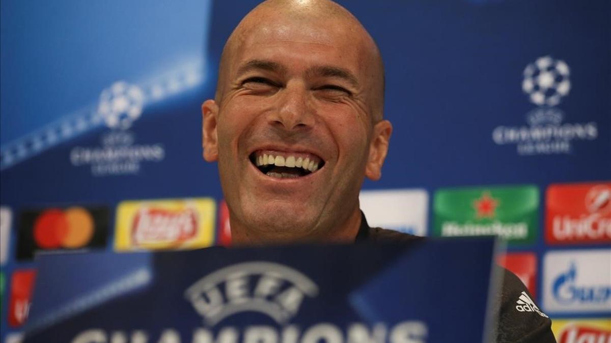 Zinedine Zidane, durante la rueda de prensa de este martes en Valdebebas