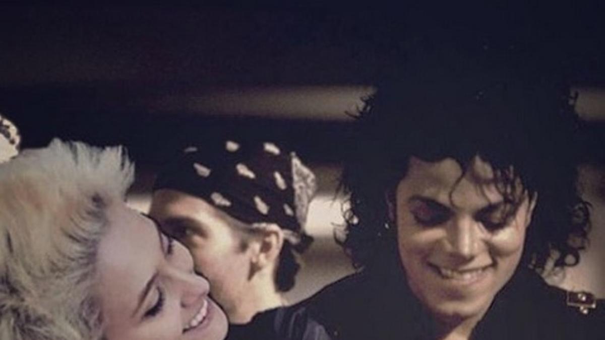 El collage de Paris Jackson con Michael Jackson