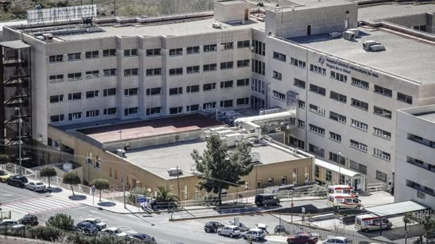 El Hospital cerrará entre 17 y 30 camas en verano para las obras de mantenimiento