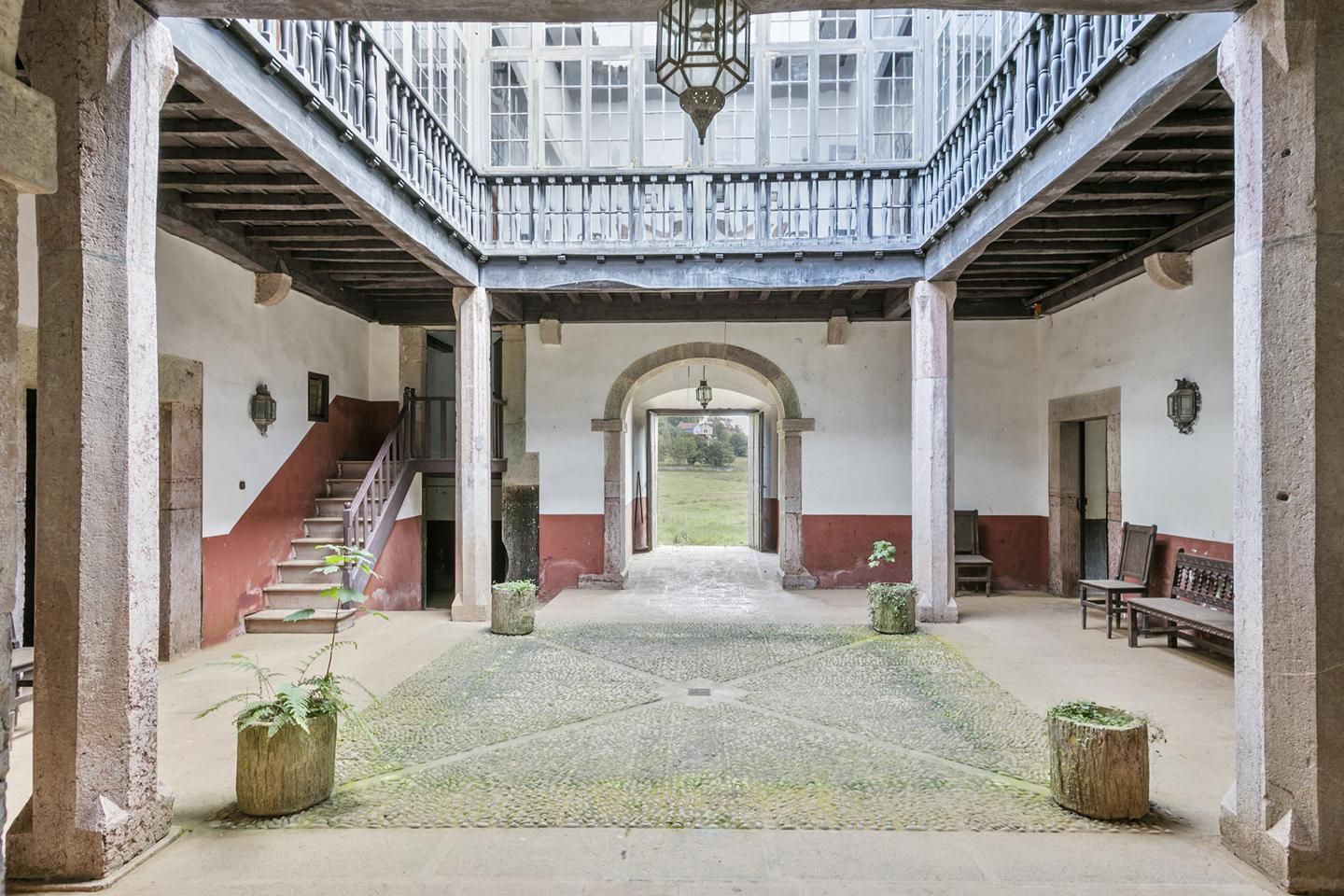 Así es palacio rural que se vende en Bayo (Grado)