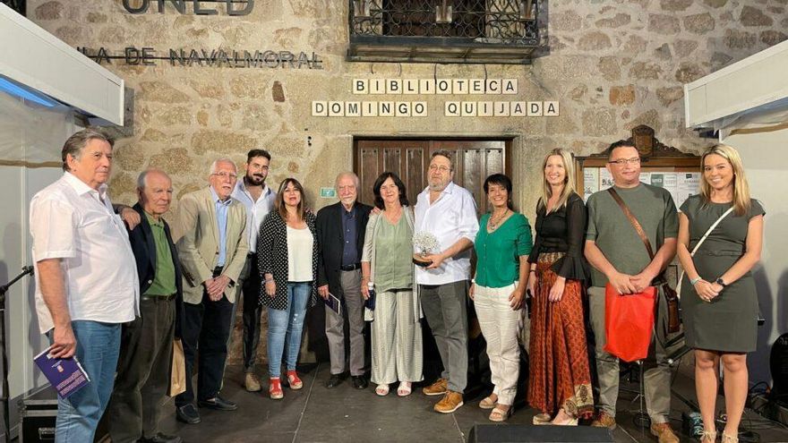 Antonio Gallo (centro) en la entrega del premio.