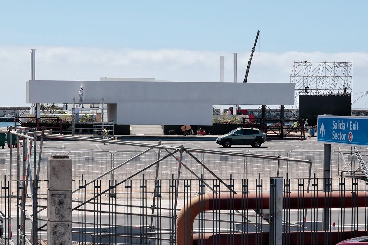 Visita de la tercera comisión del Vaticano al puerto de Santa Cruz de Tenerife Visita de la tercera comisión del Vaticano al puerto de Santa Cruz de Tenerife