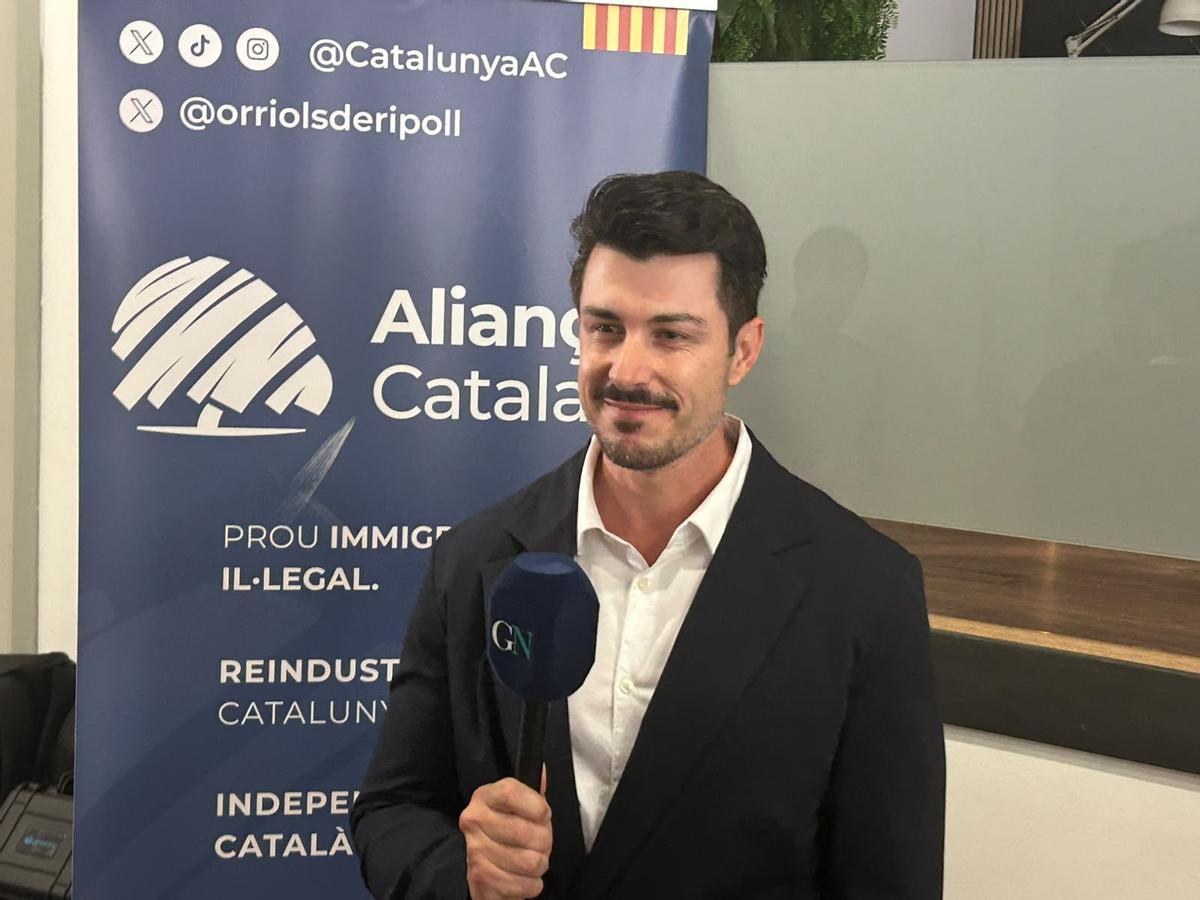 Les imatges de la presentació de Marc Villafañe com a alcaldable d'Aliança Catalana a la nova seu de Girona Les imatges de la presentació de Marc Villafañe com a alcaldable d'Aliança Catalana a la nova seu de Girona