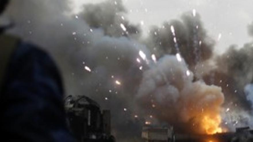 La televisión estatal libia muestra a las víctimas de los ataques aéreos