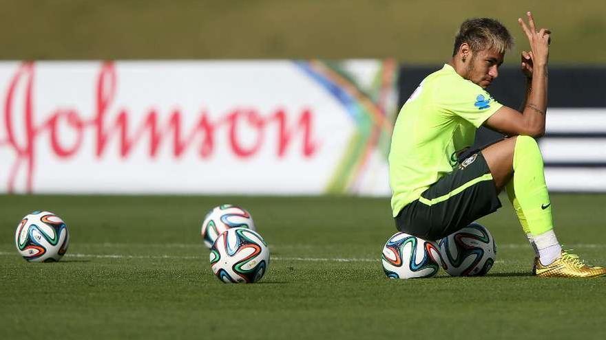 Neymar, durante un entrenamiendo de Brasil en Teresópolis.