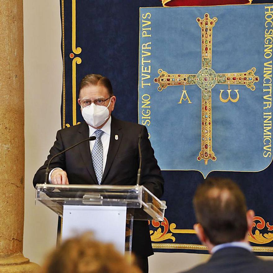 Alfredo Canteli, durante el acto. | Luisma Murias  