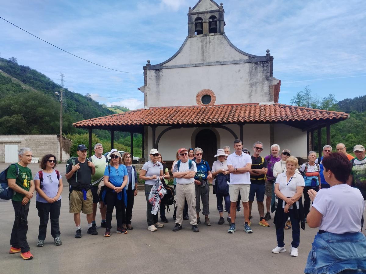 Así fue la visita a Láneo (Salas) de la Federación Nacional de Asociaciones Culturales y Recreativas de Empleados de Cajas de Ahorros