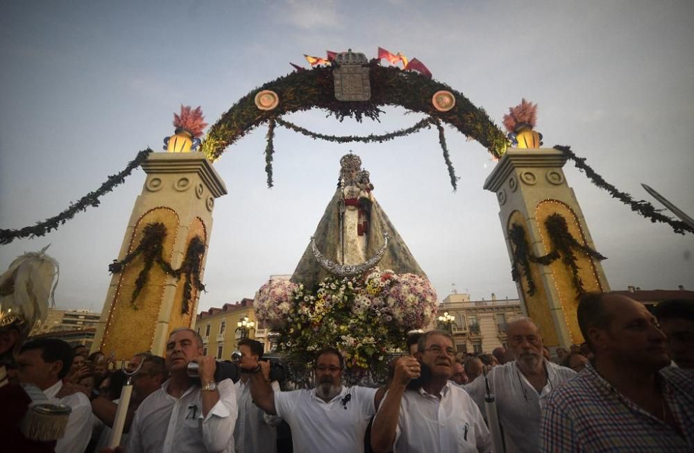 La Fuensanta baja en romería hasta la Catedral