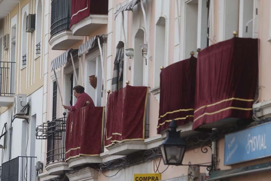 Altares y balcones para una Semana Santa marcada por el coronavirus