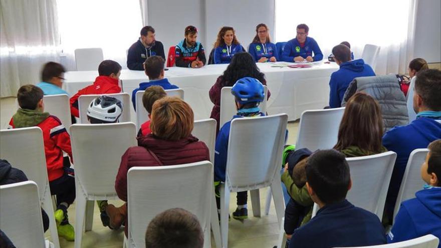 Nuevo curso de la escuela de ciclismo Puerto Lobo