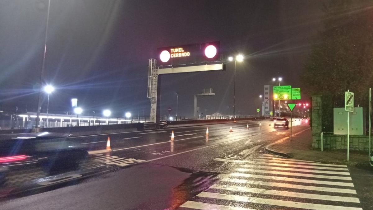 El túnel del Hórreo permanecerá cerrado esta noche