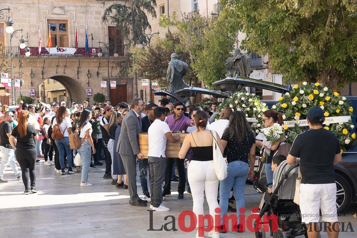 Imágenes del funeral en Caravaca de algunas de las víctimas del incendio en las discotecas de Murcia