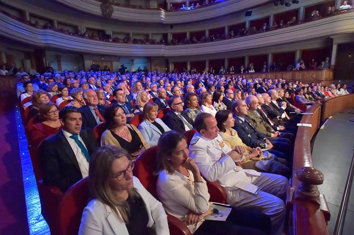 Acto institucional del Día de Canarias. Entrega ...