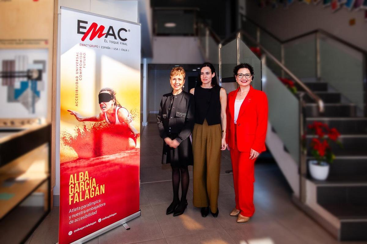 Alba Garcia junto a Emi y Núria Boix