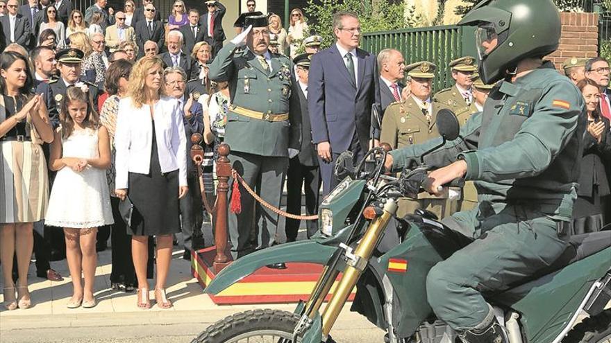 La Guardia Civil exhibe en Castellón el &quot;orgullo&quot; en su día grande