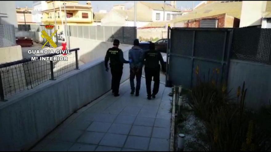 Detenido en Almoradí tras saltarse cinco veces el confinamiento para robar