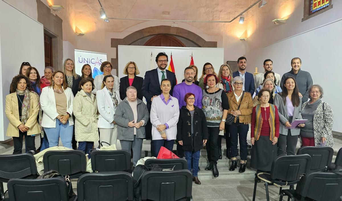 Presentación del programa de actividad para el 'Día Internacional de la Mujer' organizado por el Ayuntamiento de Telde.