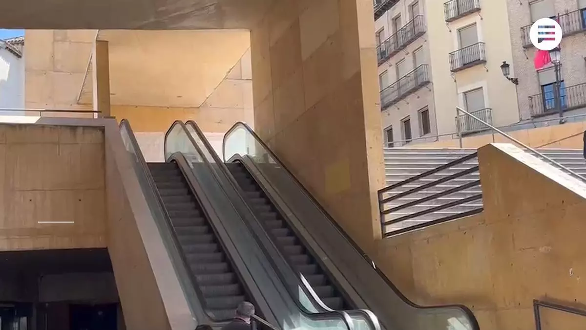 Las escaleras mecánicas del Palacio de Congresos de Toledo vuelven a funcionar de forma definitiva tras años paradas