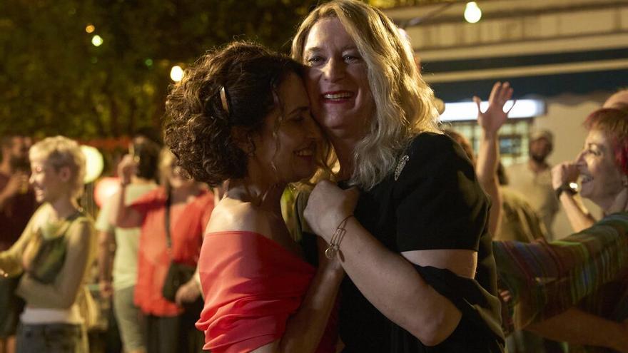 Comedia cañí transgénero