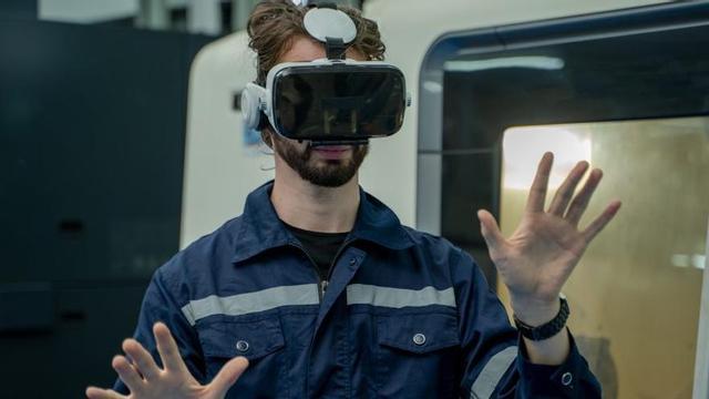 La realidad virtual se está empezando a utilizar en el sector naval. | ENVATO