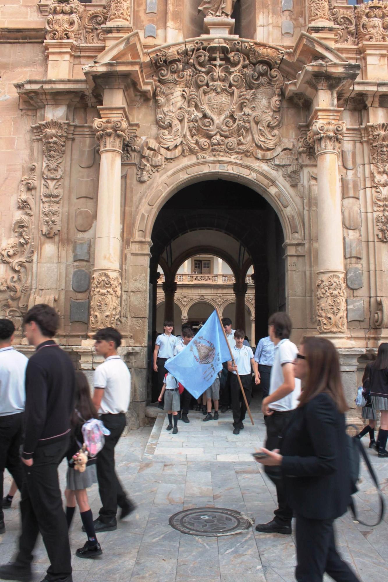 Romería desde el Colegio Santo Domingo de Orihuela al Santuario de Nuestra Señora de Monserrate