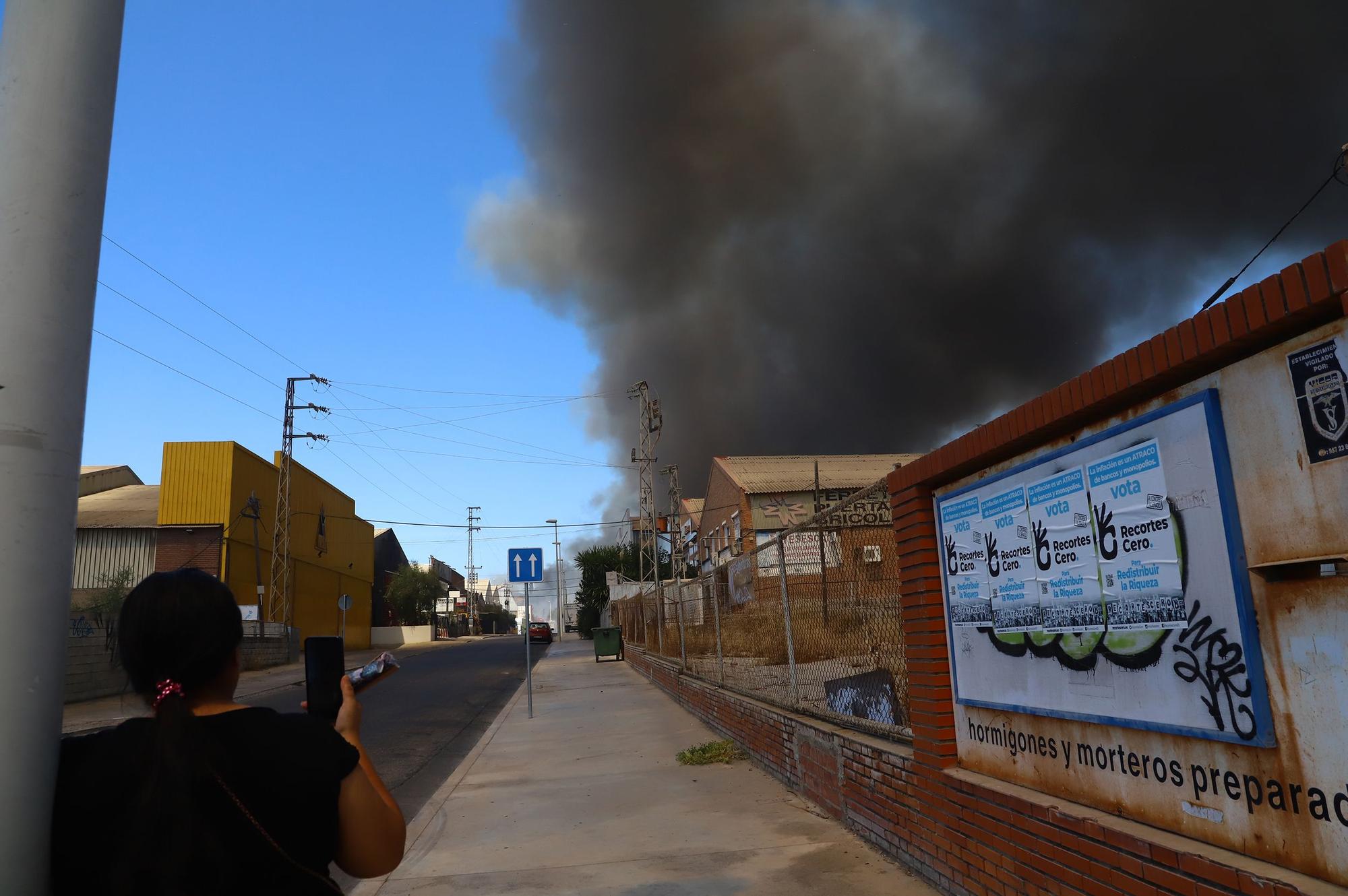 Las imágenes del incendio de la antigua Pérez Giménez