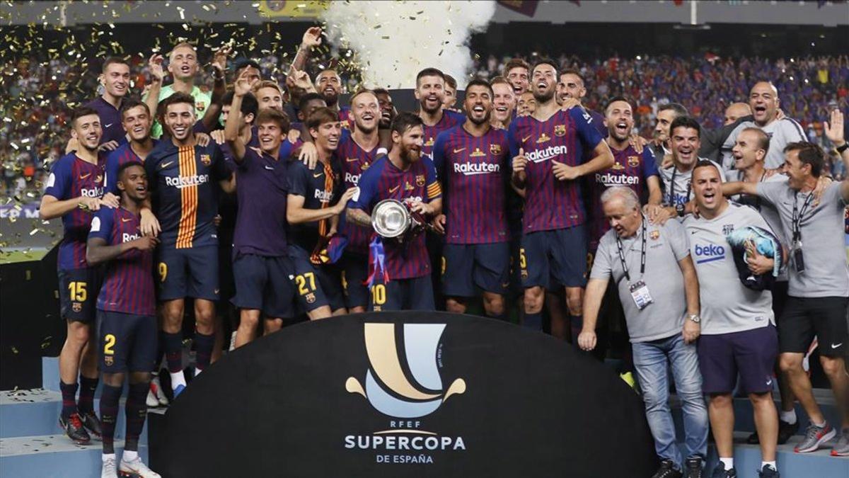 El FC Barcelona levantó la última Supercopa de España