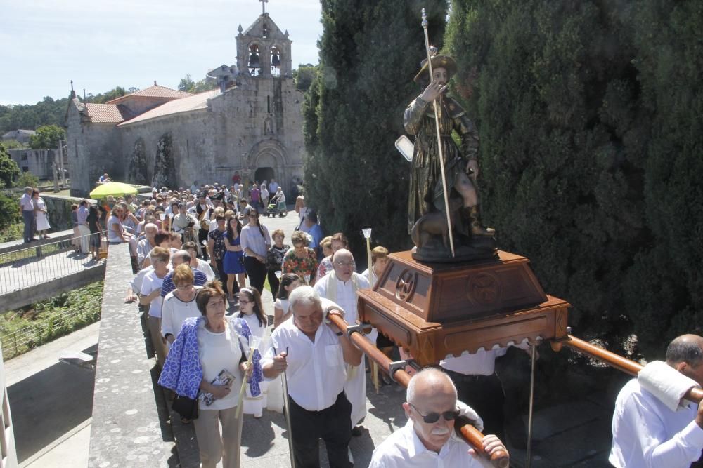 O Hío baila para rendir culto a San Roque