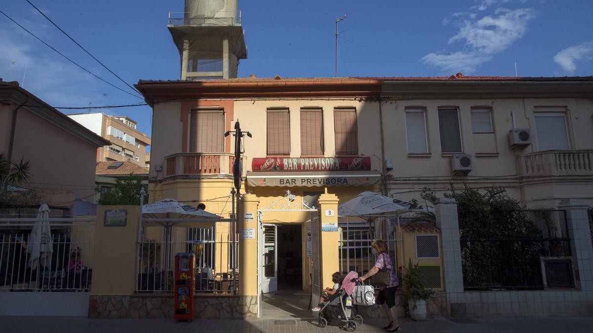 Un extremo de las casas de la Previsora.