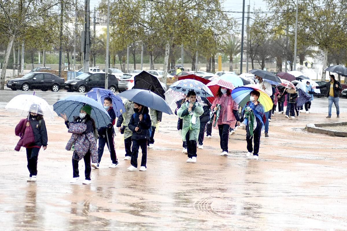 Córdoba CF - Tamaraceite: Las imágenes de la fiesta escolar en el Arcángel