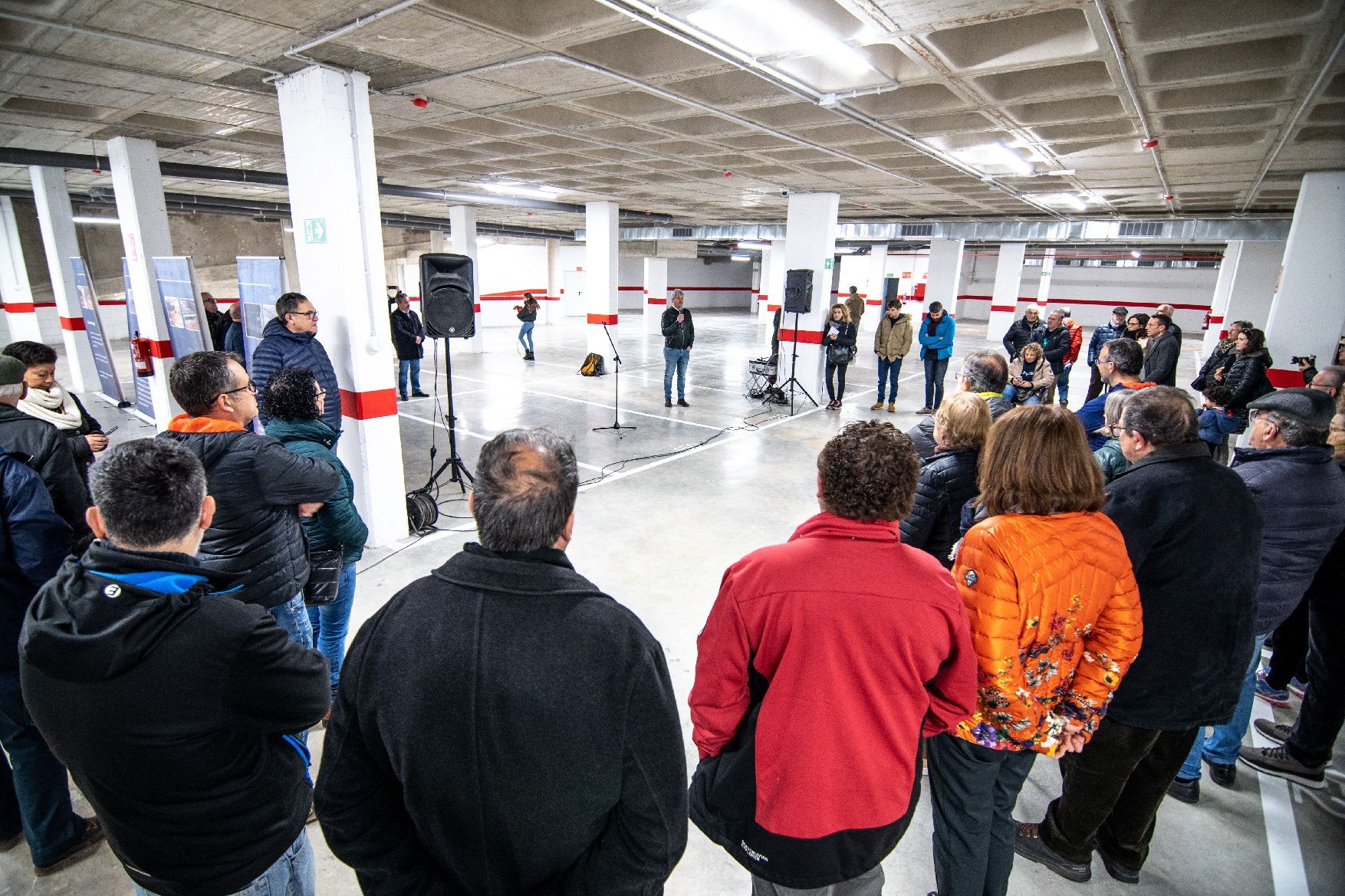 Moià inaugura el pàrquing soterrat de la plaça del CAP